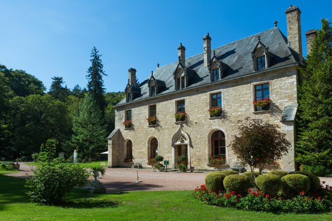 Hôtel-Restaurant Abbaye de la Bussière-sur-Ouche - 2