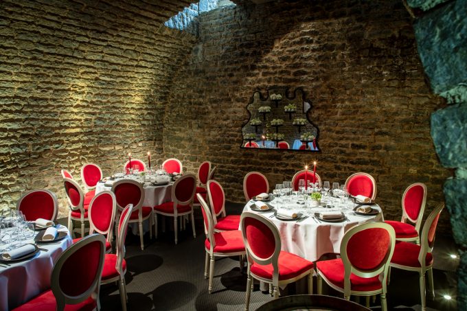 Restaurant Lassey du Château Sainte Sabine - 1