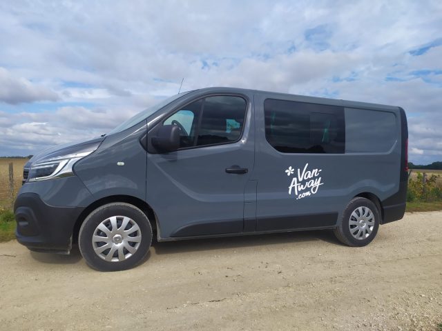 Van Away Dijon - 1